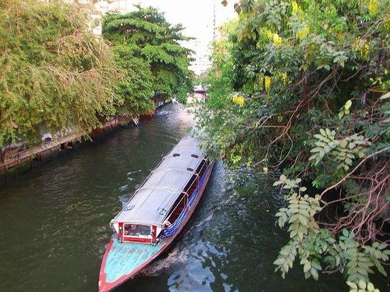 Khlong Saen Saep